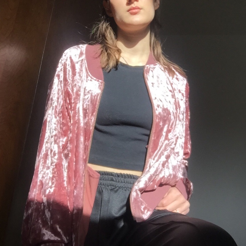 Pink Velour zip up jacket🍉🍒🍓🌸🌺